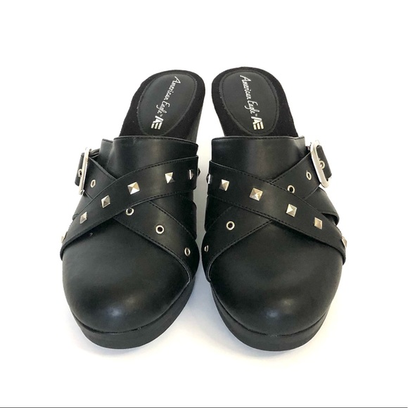 AE Vintage Silver Studded Black Clogs - Picture 5 of 7